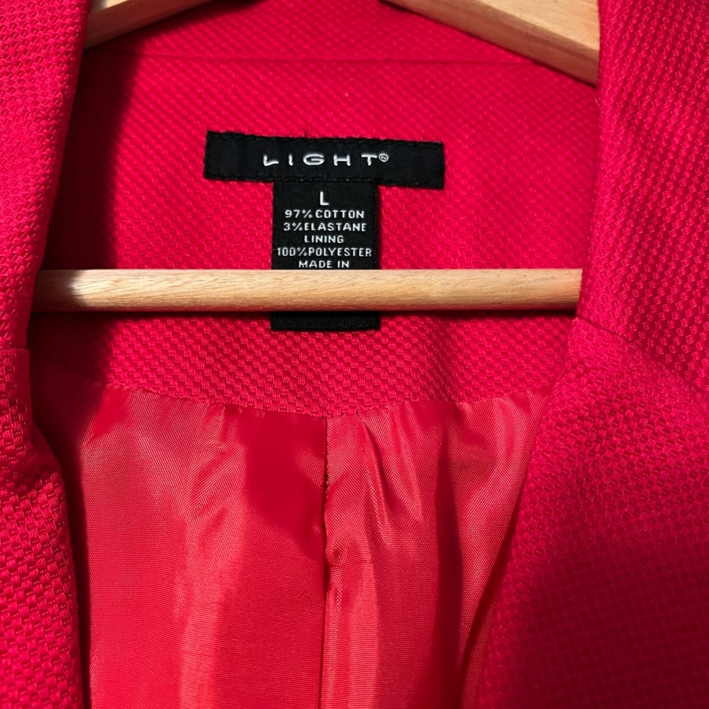 Light Blazer - Picture 2 of 8
